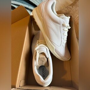 Ecco Women’s BIOM Hybrid Hydromax Golf Shoes – Size 41 (New in Box)